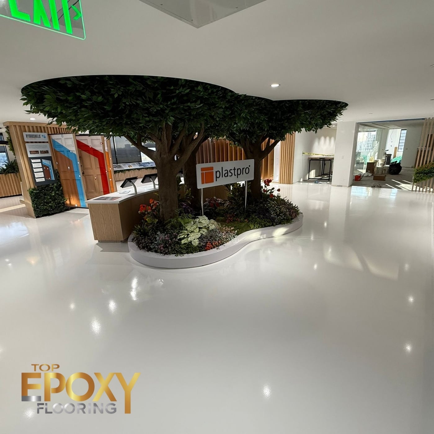 solid white color epoxy flooring